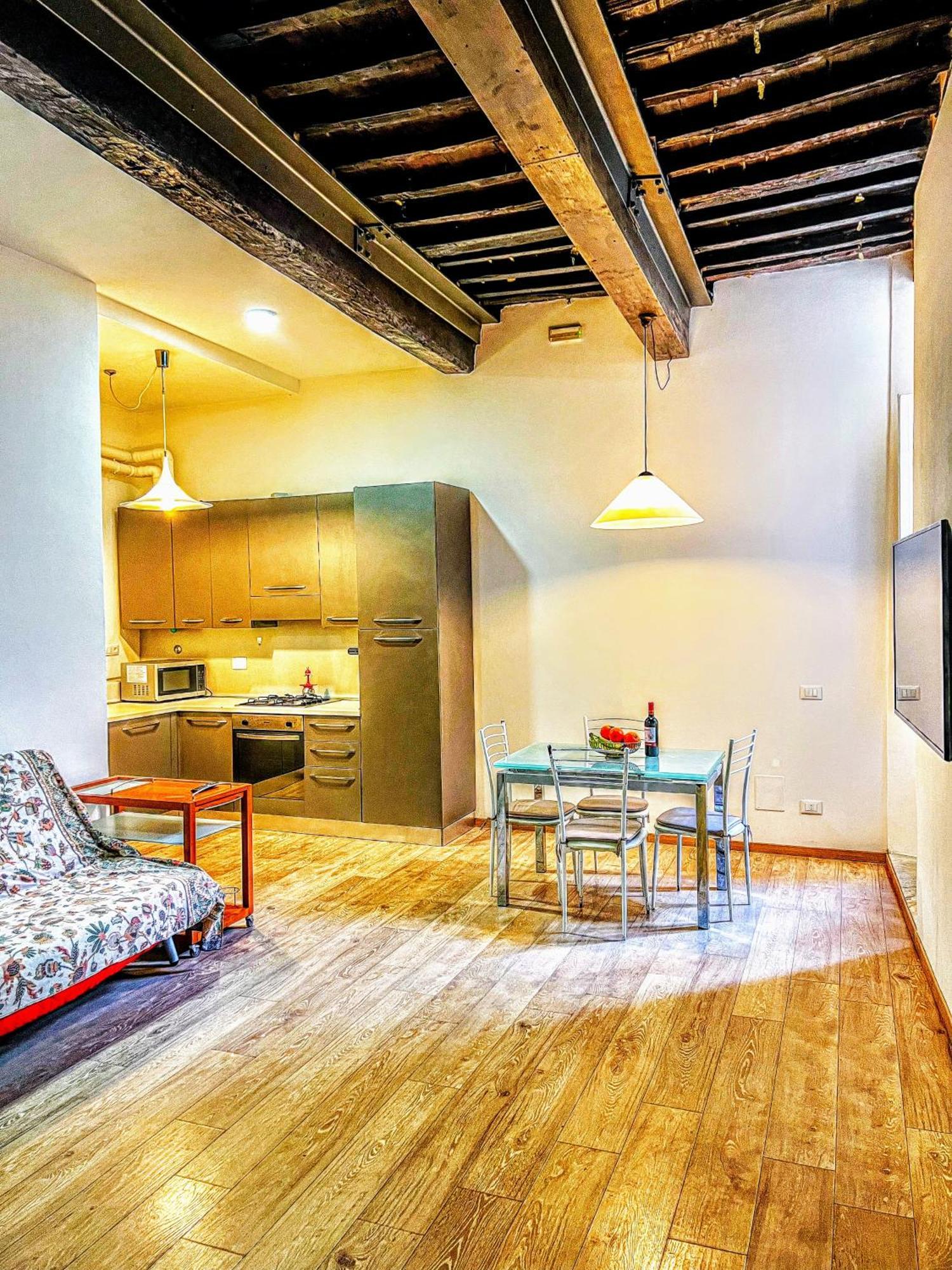 Apartament -The Old Town Quarry- Carrara Centro Zewnętrze zdjęcie